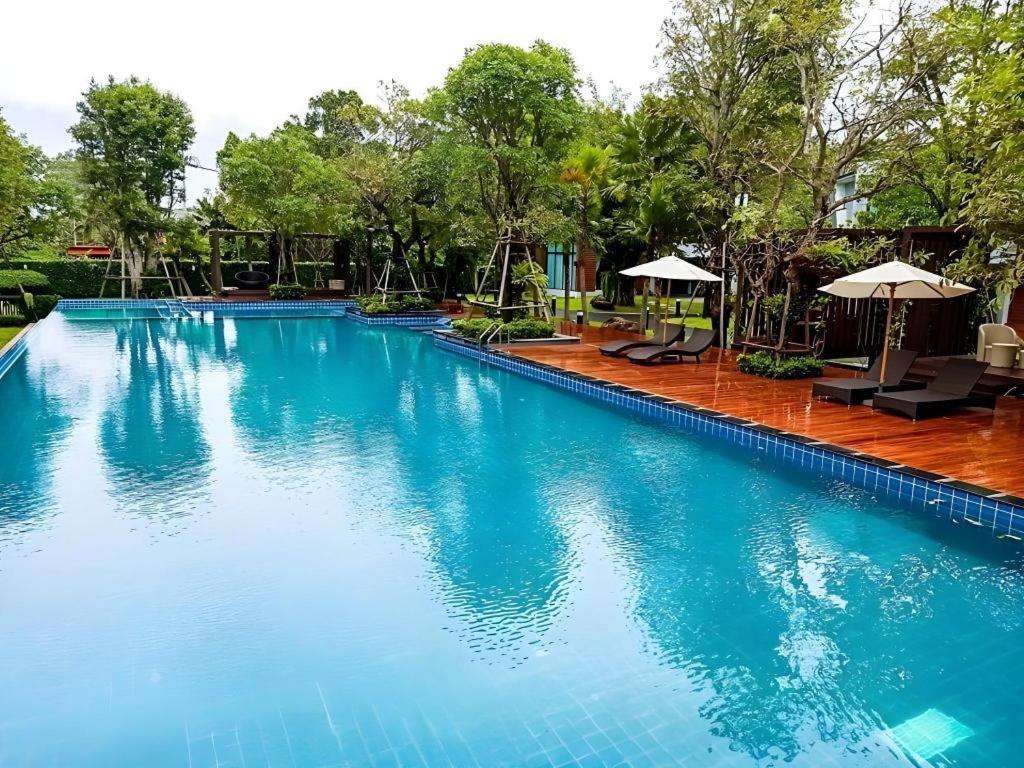 ฉัตรนิภา บีช รีสอร์ท  Ban Hat Lek ภายนอก รูปภาพ